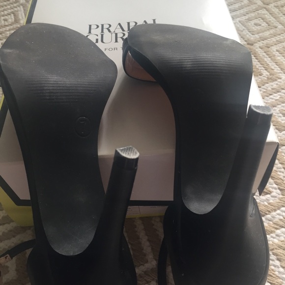 Prabal Gurung for Target heels - Picture 3 of 6
